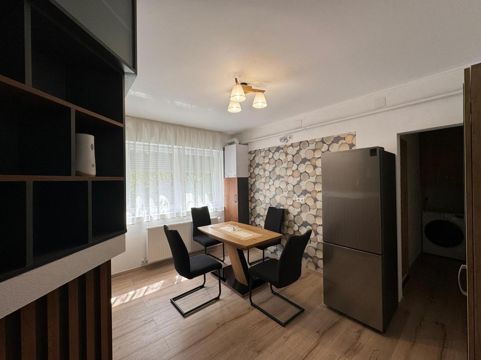 Bingo Apartman Cristuru Secuiesc Exterior photo
